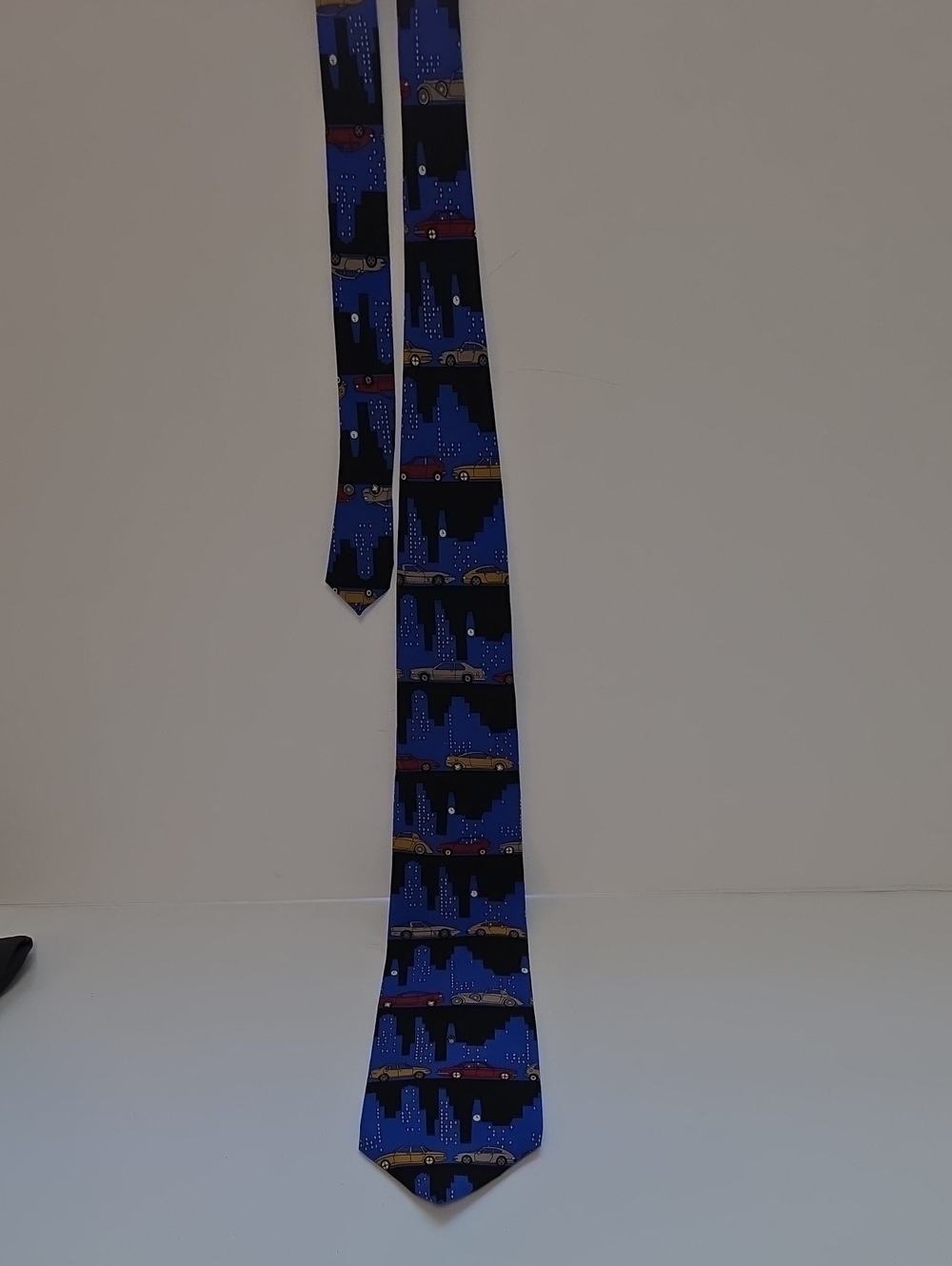 Men's Blue Skyline & Car Pattern Tie - Vicky Davis New York